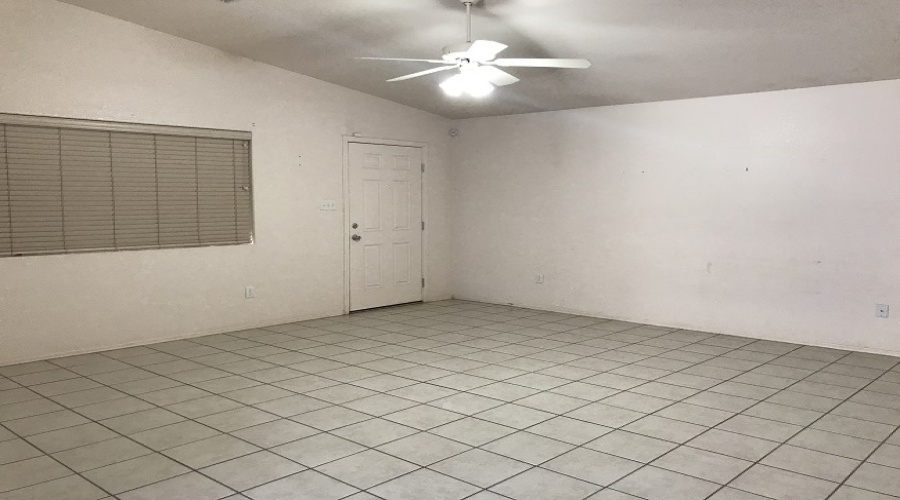 10321 S Typhoon Ave., Yuma, Arizona 85365, 3 Bedroom Bedrooms, 0 ,2 BathroomBathrooms,Single Family Home,For Rent,0,1104