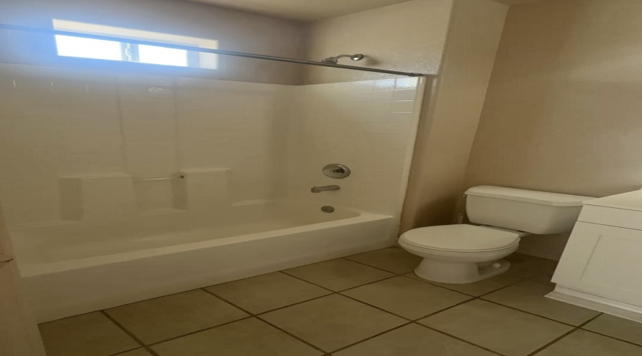410 S Magnolia Ave #101, Yuma, Arizona 85364, 3 Bedrooms Bedrooms, 0 ,2 BathroomsBathrooms,Apartment,For Rent,1,2047