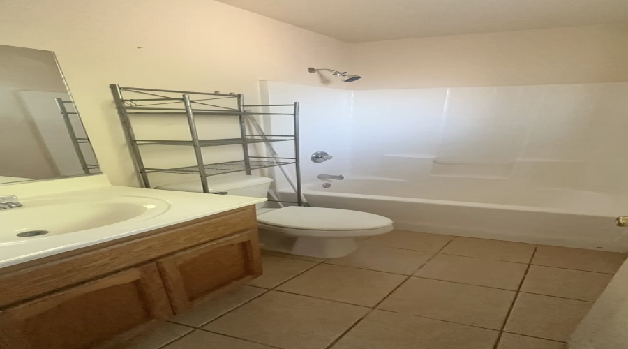 1998 E Los Olivos Dr, San Luis, Arizona 85349, 3 Bedrooms Bedrooms, 0 ,2 BathroomsBathrooms,Single Family Home,For Rent,0,2048