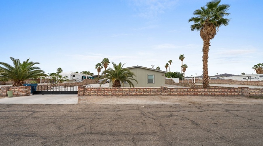 12642 E Brenda Dr, Yuma, Arizona 85367, 3 Bedrooms Bedrooms, 0 ,2 BathroomsBathrooms,Single Family Home,For Rent,0,2049