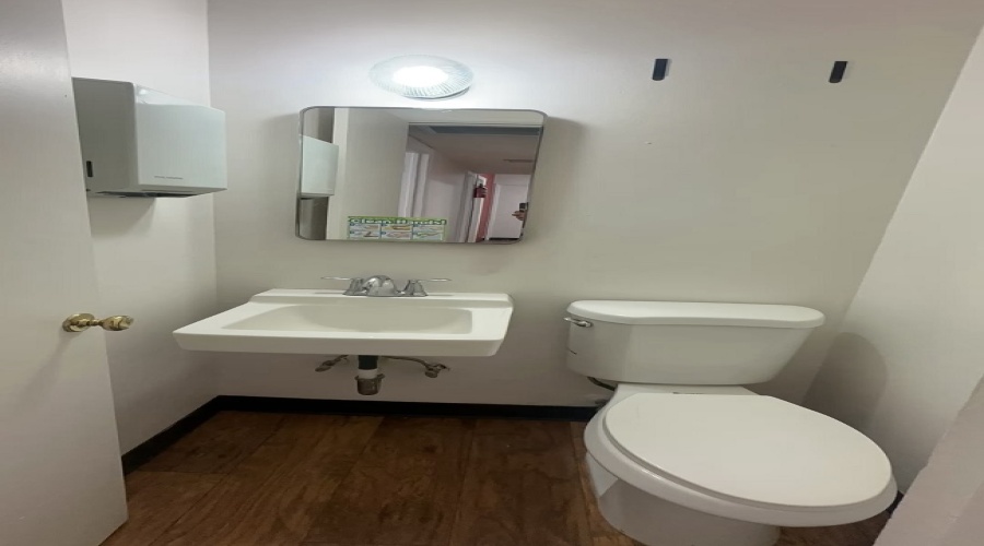 200 S 3rd Ave #220, Yuma, Arizona 85364, 0 , 4 Rooms Rooms,1 BathroomBathrooms,Office,For Rent,0,2050