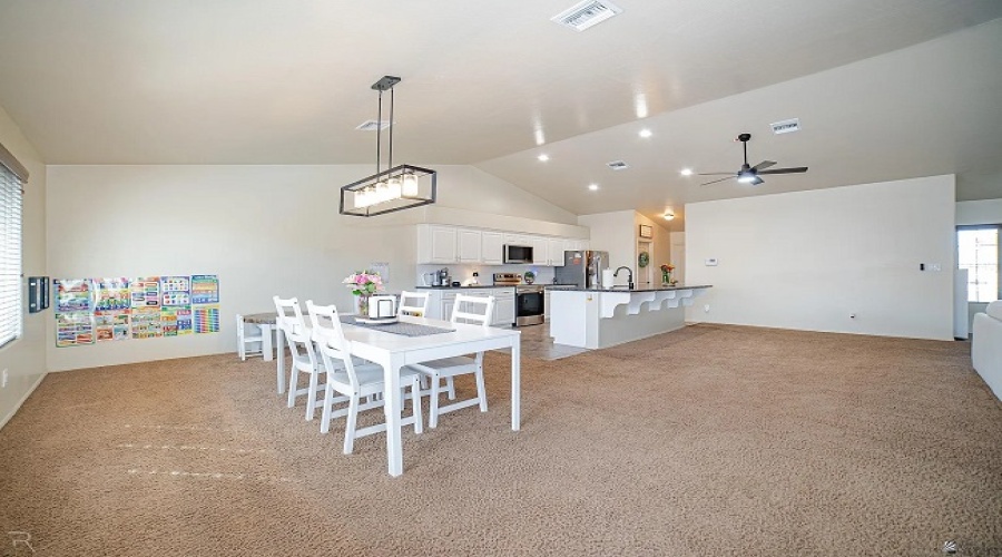 6163 E 47th St, Yuma, Arizona 85365, 3 Bedrooms Bedrooms, 0 ,2 BathroomsBathrooms,Single Family Home,For Rent,0,2052