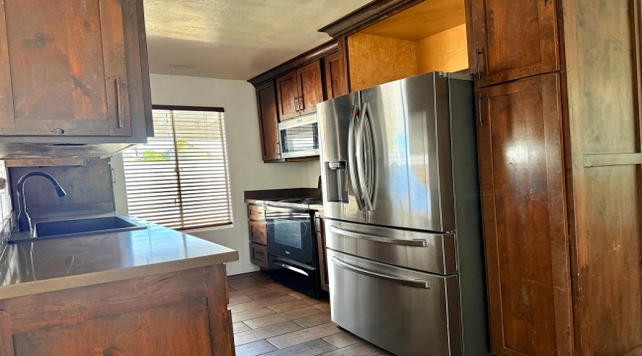 1758 W 25th Ln, Yuma, Arizona 85364, 3 Bedrooms Bedrooms, 0 ,2 BathroomsBathrooms,Single Family Home,For Rent,0,2053