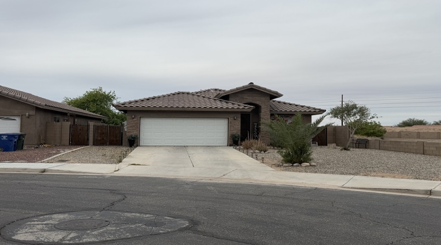 4528 S Jojoba Avenue, Yuma, Arizona, 3 Bedrooms Bedrooms, 0 ,2 BathroomsBathrooms,Single Family Home,For Rent,0,2059 4528 S Jojoba Avenue, Yuma, Arizona, 3 Bedrooms Bedrooms, 0 ,2 BathroomsBathrooms,Single Family Home,For Rent,0,2059