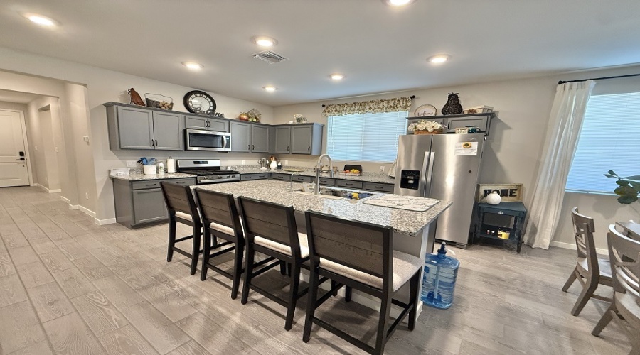 7548 E 35th Lane, Arizona, 3 Bedrooms Bedrooms, 0 ,3 BathroomsBathrooms,Single Family Home,For Rent,0,2062