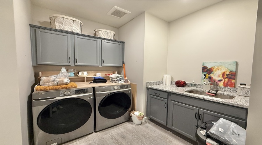 7548 E 35th Lane, Arizona, 3 Bedrooms Bedrooms, 0 ,3 BathroomsBathrooms,Single Family Home,For Rent,0,2062
