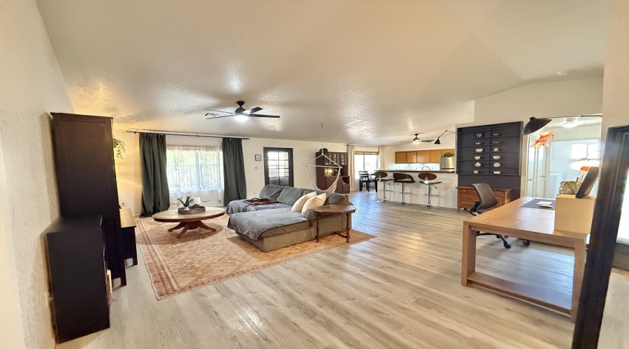 4028 S Sagebrush Avenue, Yuma, Arizona 85365, 3 Bedrooms Bedrooms, 0 ,2 BathroomsBathrooms,Single Family Home,For Rent,0,2065 4028 S Sagebrush Avenue, Yuma, Arizona 85365, 3 Bedrooms Bedrooms, 0 ,2 BathroomsBathrooms,Single Family Home,For Rent,0,2065