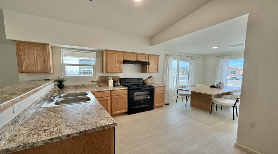 7893 E 45th Place, Yuma, Arizona 85365, 3 Bedrooms Bedrooms, 0 ,2 BathroomsBathrooms,Single Family Home,For Rent,0,2066