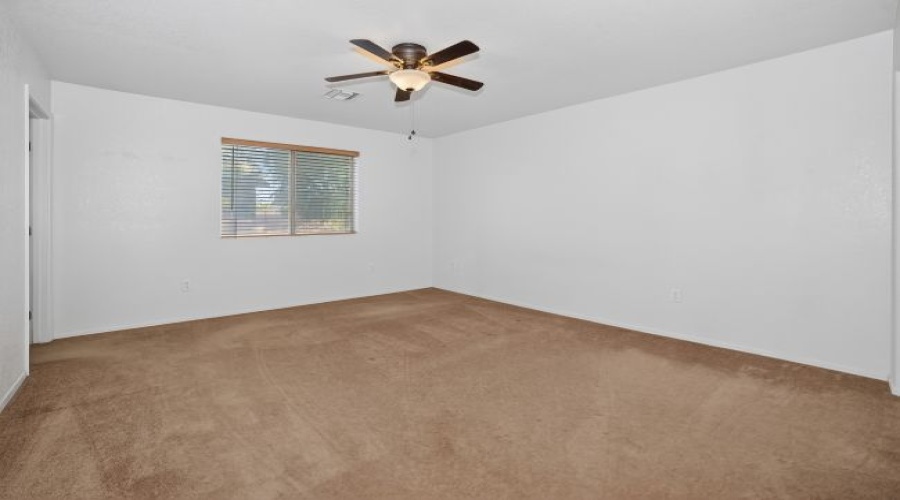 10320 S Tornado Ave, Yuma, Arizona 85367, 3 Bedrooms Bedrooms, 0 ,2 BathroomsBathrooms,Single Family Home,For Rent,0,2072