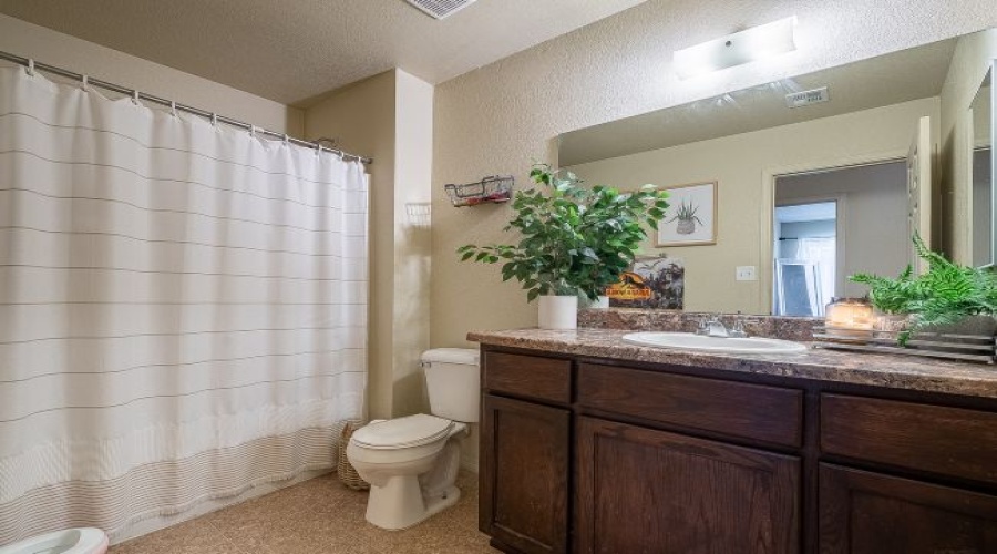 7851 E 44th Pl, Yuma, Arizona 85365, 4 Bedrooms Bedrooms, 0 ,2 BathroomsBathrooms,Single Family Home,For Rent,0,2074