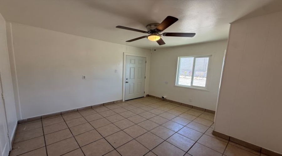1301 W 15th St, Yuma, Arizona 85364, 5 Bedrooms Bedrooms, 0 ,2 BathroomsBathrooms,Single Family Home,For Rent,0,2080
