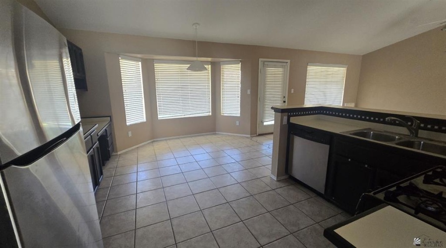 0 , 0 ,0,Single Family Home,For Rent,0,2093