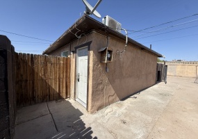 1805 S 11th Avenue, Arizona, 2 Bedrooms Bedrooms, 0 ,1 BathroomBathrooms,Single Family Home,For Rent,0,2095