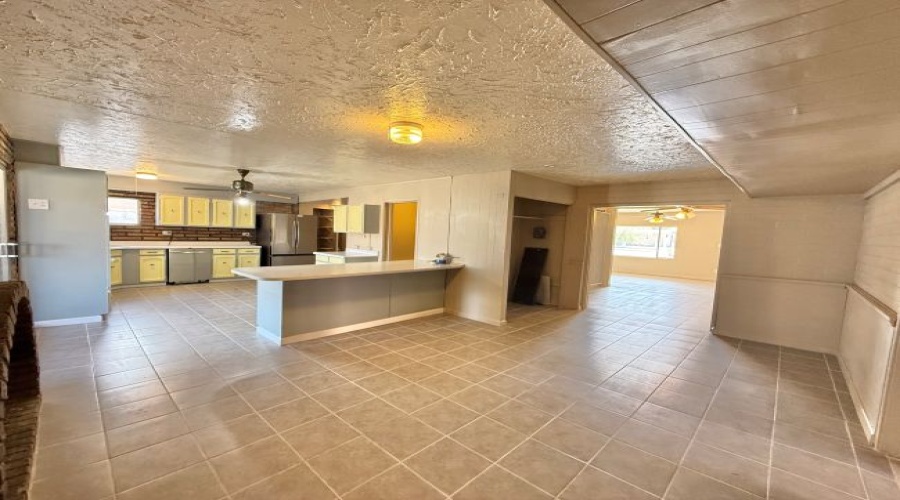 1850 S 10th Ave, Yuma, Arizona 85364, 3 Bedrooms Bedrooms, 0 ,2 BathroomsBathrooms,Single Family Home,For Rent,0,2101