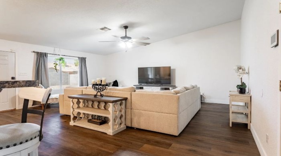 6088 E 40th Ln, Yuma, Arizona 85364, 4 Bedroom Bedrooms, 0 ,2 BathroomBathrooms,Single Family Home,For Rent,0,2119 6088 E 40th Ln, Yuma, Arizona 85364, 4 Bedroom Bedrooms, 0 ,2 BathroomBathrooms,Single Family Home,For Rent,0,2119