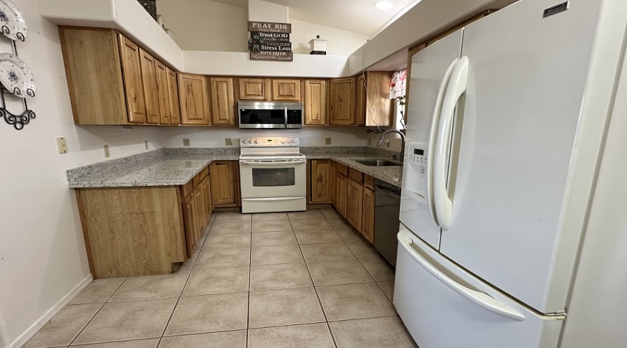 10268 S Cyclone Avenue, Arizona, 3 Bedroom Bedrooms, 0 ,2 BathroomBathrooms,Single Family Home,For Rent,10268 S Cyclone Avenue,0,2132