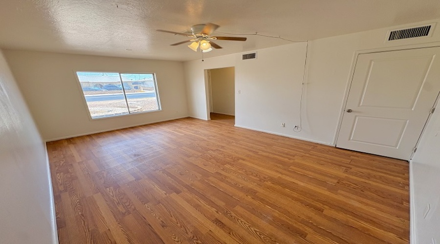 800 W 28th St., Yuma, Arizona 85364, 5 Bedrooms Bedrooms, 0 ,3 BathroomsBathrooms,Single Family Home,For Rent,0,1157