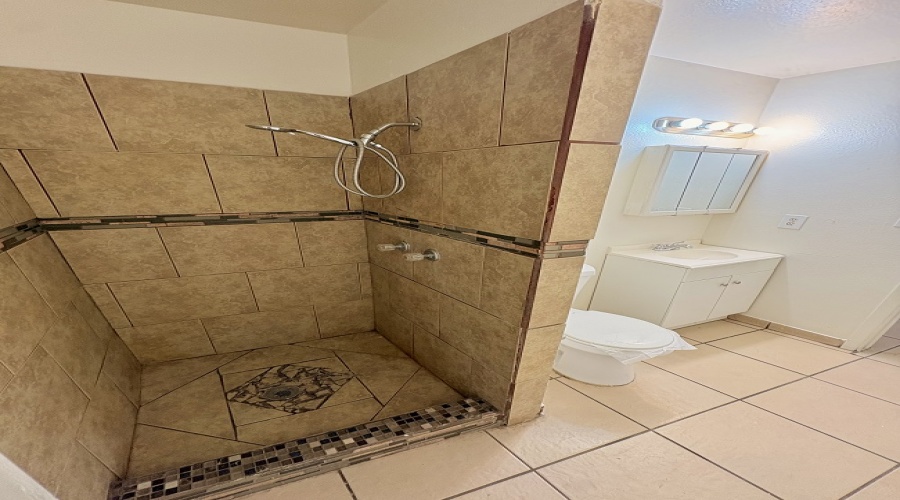 800 W 28th St., Yuma, Arizona 85364, 5 Bedrooms Bedrooms, 0 ,3 BathroomsBathrooms,Single Family Home,For Rent,0,1157