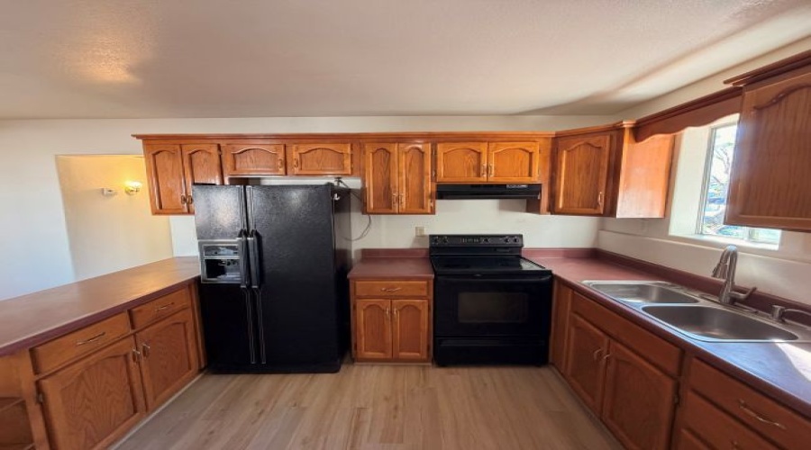 248 S 10th Ave Unit B, Yuma, Arizona 85364, 2 Bedroom Bedrooms, 0 ,1 BathroomBathrooms,Apartment,For Rent,0,1216
