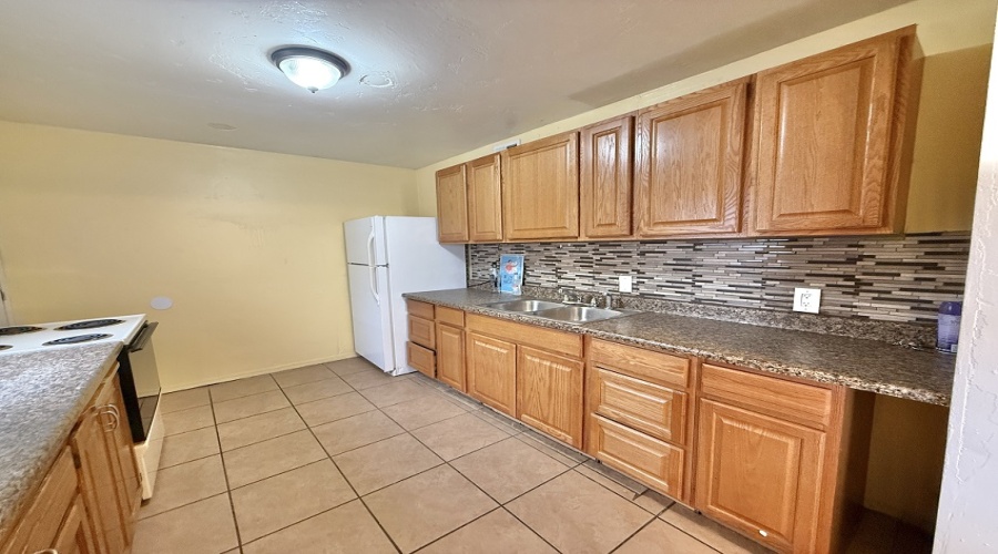 722 S Vaughn Ave, Yuma, Arizona 85364, 3 Bedrooms Bedrooms, 0 ,1 BathroomBathrooms,Single Family Home,For Rent,0,1244