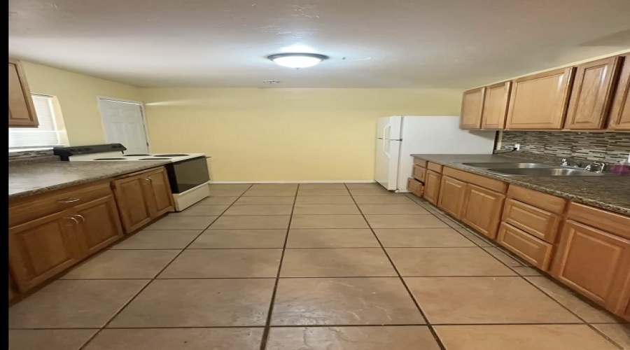 722 S Vaughn Ave, Yuma, Arizona 85364, 3 Bedrooms Bedrooms, 0 ,1 BathroomBathrooms,Single Family Home,For Rent,0,1244