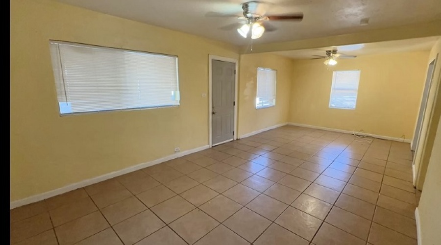 722 S Vaughn Ave, Yuma, Arizona 85364, 3 Bedrooms Bedrooms, 0 ,1 BathroomBathrooms,Single Family Home,For Rent,0,1244