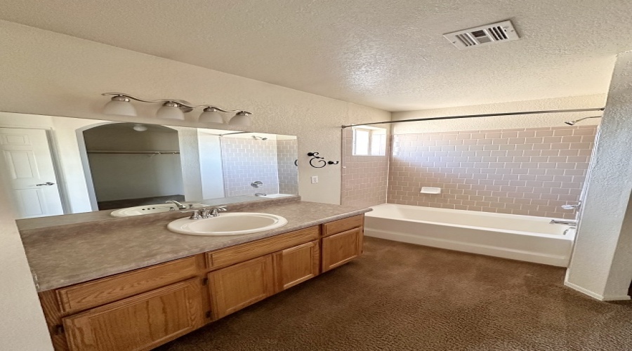 6159 E 40th Lane, Yuma, Arizona 85365, 4 Bedrooms Bedrooms, ,2 BathroomsBathrooms,Single Family Home,For Rent,1326