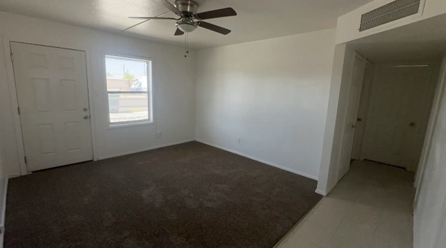 1060 W 11th St, Yuma, Arizona 85364, 2 Bedrooms Bedrooms, 0 ,1 BathroomBathrooms,Apartment,For Rent,0,1335