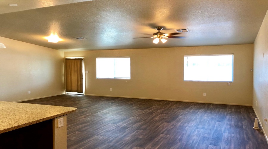 7710 E 42nd Pl, Yuma, Arizona 85365, 5 Bedroom Bedrooms, 0 ,3 BathroomBathrooms,Single Family Home,For Rent,0,1347
