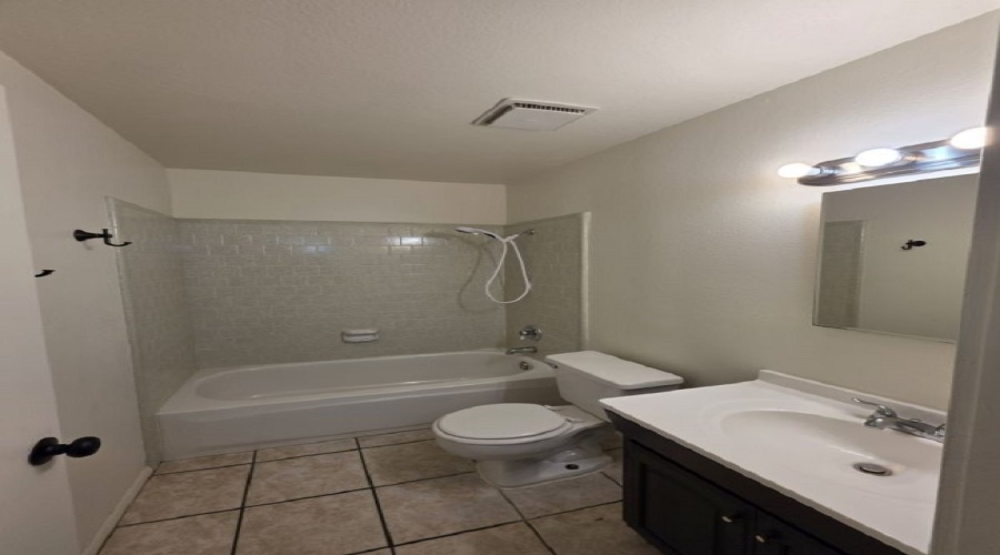 4015 W 14th Pl, Yuma, Arizona 85364, 3 Bedrooms Bedrooms, 0 ,2 BathroomsBathrooms,Single Family Home,For Rent,0,1421