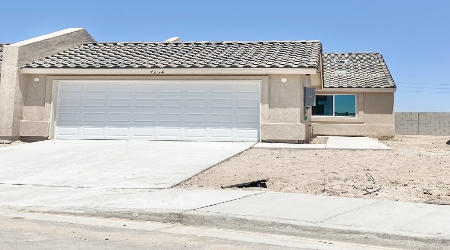 7254 E 37th Pl, Yuma, Arizona 85365, 2 Bedrooms Bedrooms, 0 ,2 BathroomsBathrooms,Condo,For Rent,0,1442