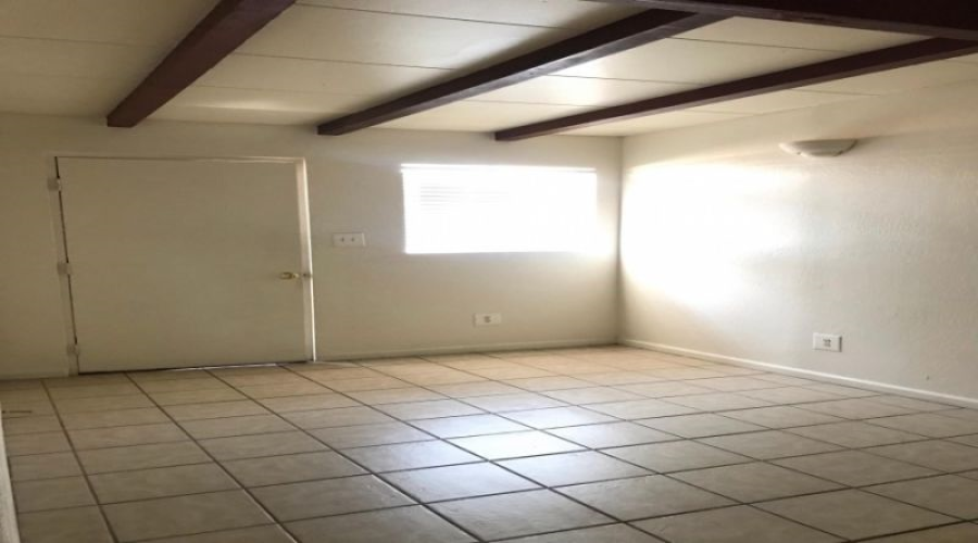 2195 S Maple Ave. Unit B, Yuma, Arizona 85364, 1 Bedroom Bedrooms, 0 ,1 BathroomBathrooms,Apartment,For Rent,0,1455