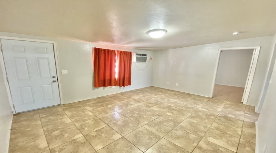 814 S Pagent Ave. #5, Yuma, Arizona 85364, 2 Bedrooms Bedrooms, ,1 BathroomBathrooms,Apartment,For Rent,1461