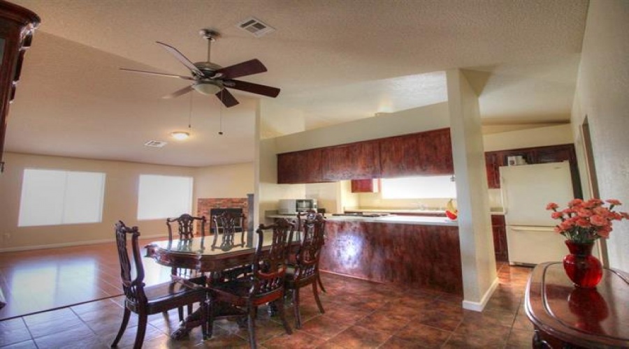 6244 E 40th Pl, Yuma, Arizona 85365, 3 Bedroom Bedrooms, 0 ,2 BathroomBathrooms,Single Family Home,For Rent,0,1046