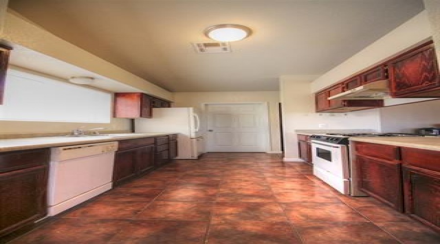 6244 E 40th Pl, Yuma, Arizona 85365, 3 Bedroom Bedrooms, 0 ,2 BathroomBathrooms,Single Family Home,For Rent,0,1046