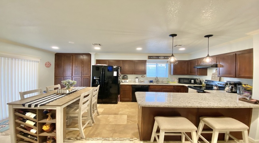 7116 E 37th St, Yuma, Arizona 85465, 3 Bedrooms Bedrooms, ,2 BathroomsBathrooms,Single Family Home,For Rent,1505