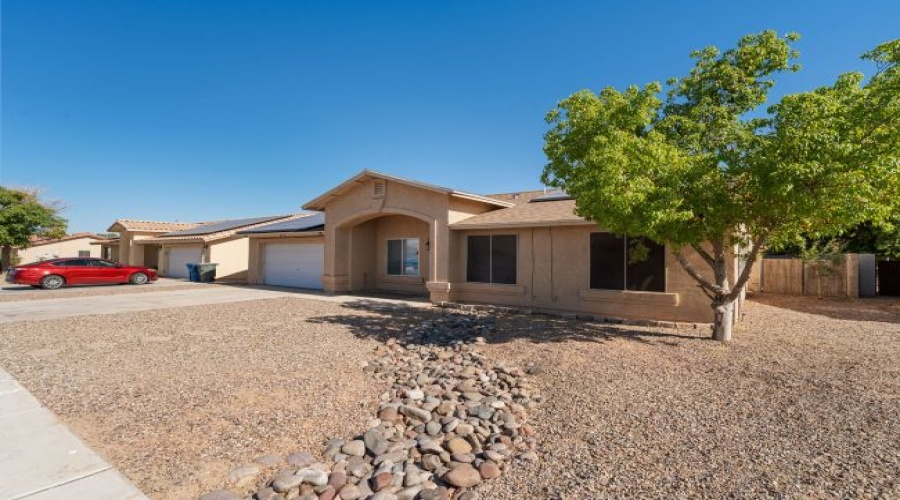 6378 E 45th Lane, Yuma, Arizona 85365, 4 Bedrooms Bedrooms, 0 ,2 BathroomsBathrooms,Single Family Home,For Rent,0,1513