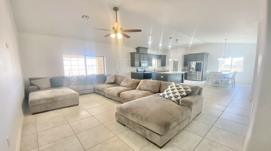 10252 E 36th St, Yuma, Arizona 85365, 4 Bedrooms Bedrooms, 0 ,2 BathroomsBathrooms,Single Family Home,For Rent,0,1528