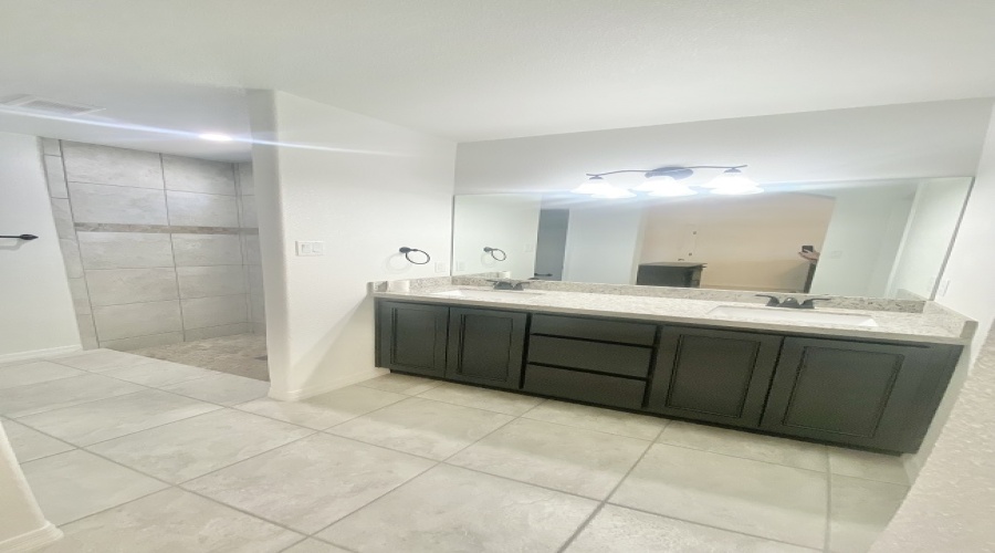 10252 E 36th St, Yuma, Arizona 85365, 4 Bedrooms Bedrooms, 0 ,2 BathroomsBathrooms,Single Family Home,For Rent,0,1528