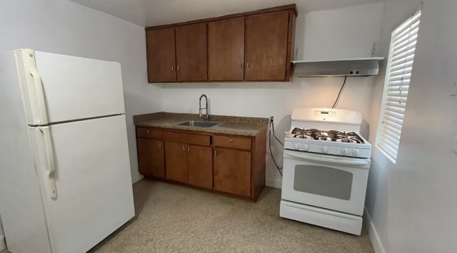 1230 W 3rd St #1, Yuma, Arizona 85364, 1 Bedroom Bedrooms, ,1 BathroomBathrooms,Apartment,For Rent,1537