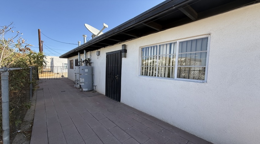 326 W 17th Pl. #5, Yuma, Arizona 85364, 1 Bedroom Bedrooms, 0 ,1 BathroomBathrooms,Apartment,For Rent,0,1579
