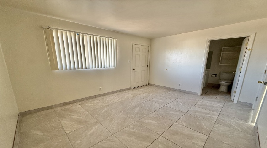326 W 17th Pl. #5, Yuma, Arizona 85364, 1 Bedroom Bedrooms, 0 ,1 BathroomBathrooms,Apartment,For Rent,0,1579