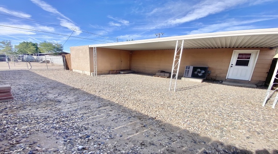 2152 S Maple Ave Rear, Yuma, Arizona 85364, 3 Bedrooms Bedrooms, 0 ,1 BathroomBathrooms,Single Family Home,For Rent,0,1589