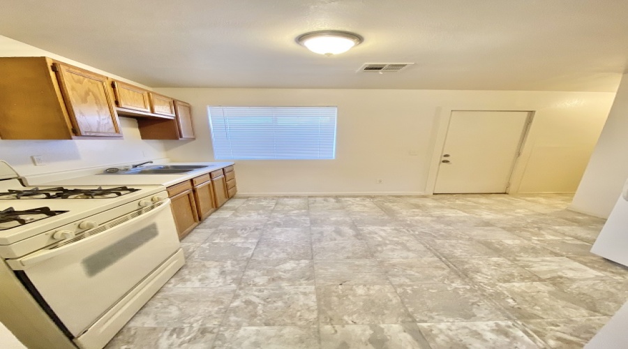 3645 W 8th St. #8, Yuma, Arizona 85364, 1 Bedroom Bedrooms, 0 ,1 BathroomBathrooms,Apartment,For Rent,0,1595