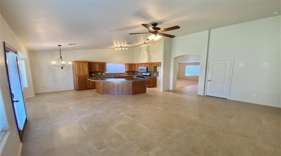 4866 W 31st Place, Yuma, Arizona 85364, 4 Bedrooms Bedrooms, 0 ,2 BathroomsBathrooms,Single Family Home,For Rent,0,1644