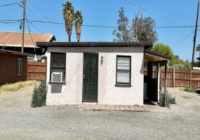 3755 W 8th St. #3, Yuma, Arizona 85364, 2 Bedrooms Bedrooms, 0 ,1 BathroomBathrooms,Apartment,For Rent,0,1653