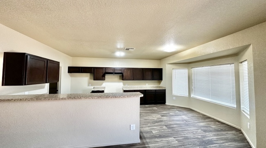 7571 E 41st Ln, Yuma, Arizona 85365, 4 Bedrooms Bedrooms, 0 ,2 BathroomsBathrooms,Single Family Home,For Rent,0,1661