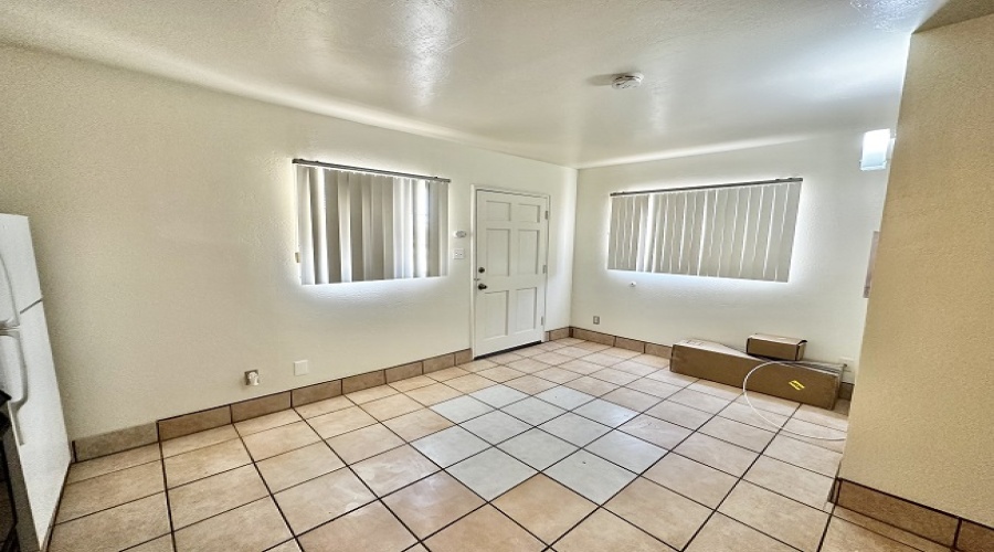 326 W 17th Pl. #4, Yuma, Arizona 85364, 1 Bedroom Bedrooms, 0 ,1 BathroomBathrooms,Apartment,For Rent,0,1676