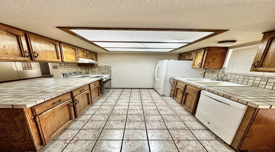 2045 S 14th Ave. #65, Yuma, Arizona 85364, 2 Bedrooms Bedrooms, 0 ,2 BathroomsBathrooms,Condo,For Rent,1,1682