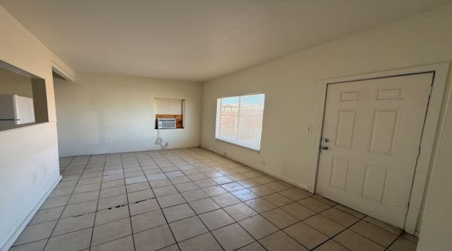 3755 W 8th St. #5, Yuma, Arizona 85364, 2 Bedroom Bedrooms, 0 ,1 BathroomBathrooms,Apartment,For Rent,0,1685